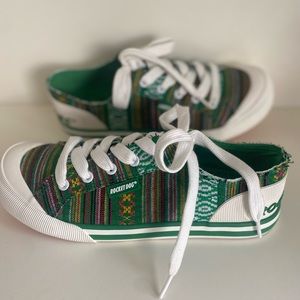 NEW Rocket Dog Jazzin Sneakers